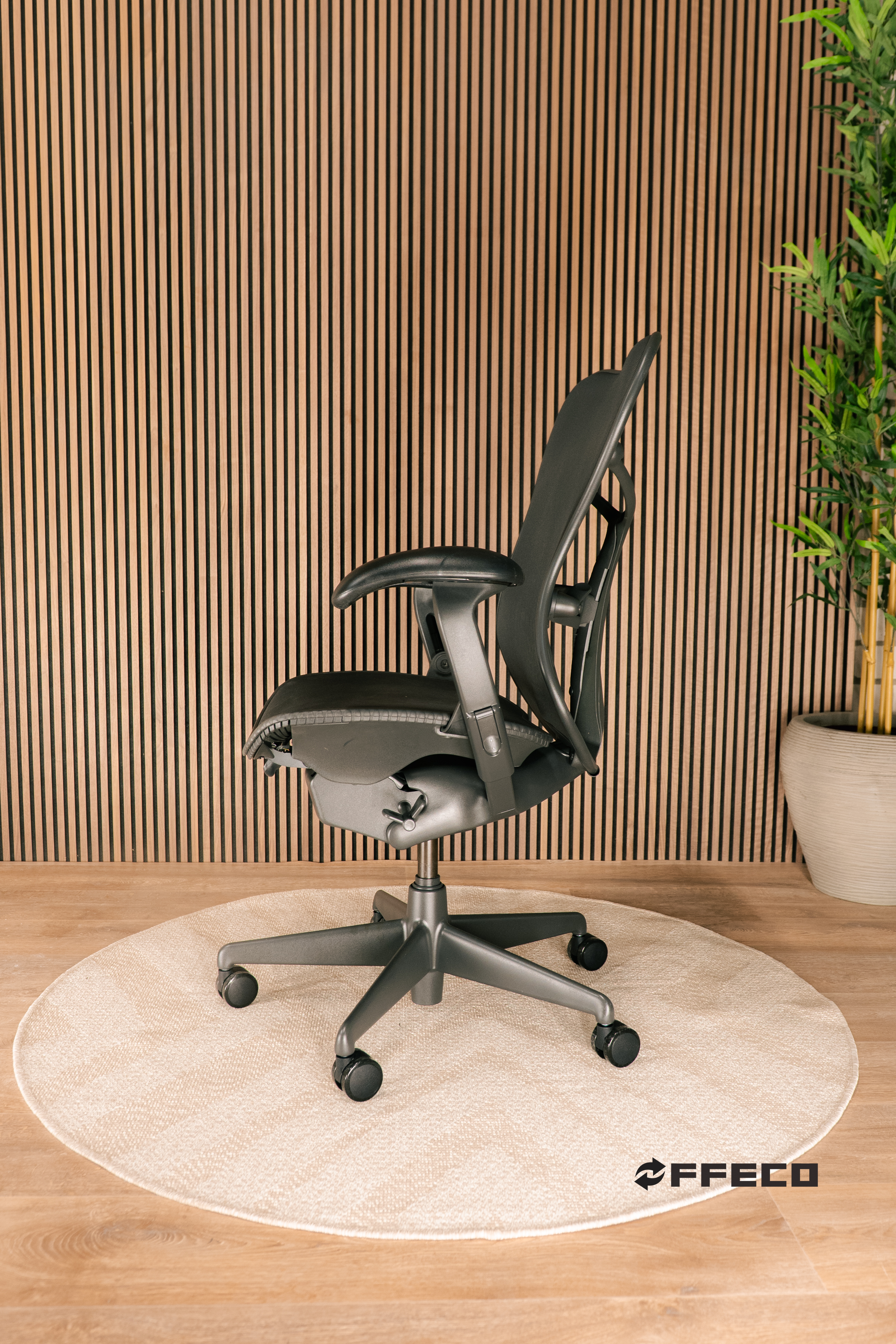 Herman Miller Mirra Full Option Butterfly Frühlingsangebot